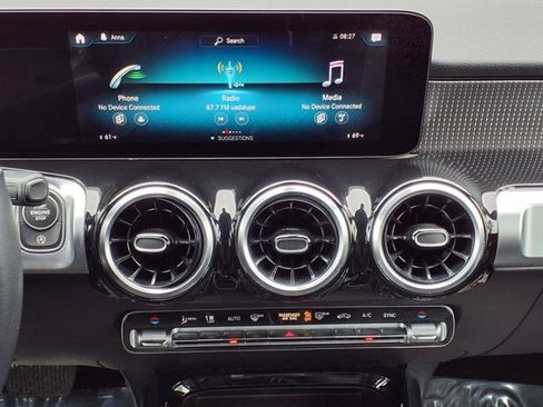 Certified 2022 Mercedes-Benz GLB 250 image 30