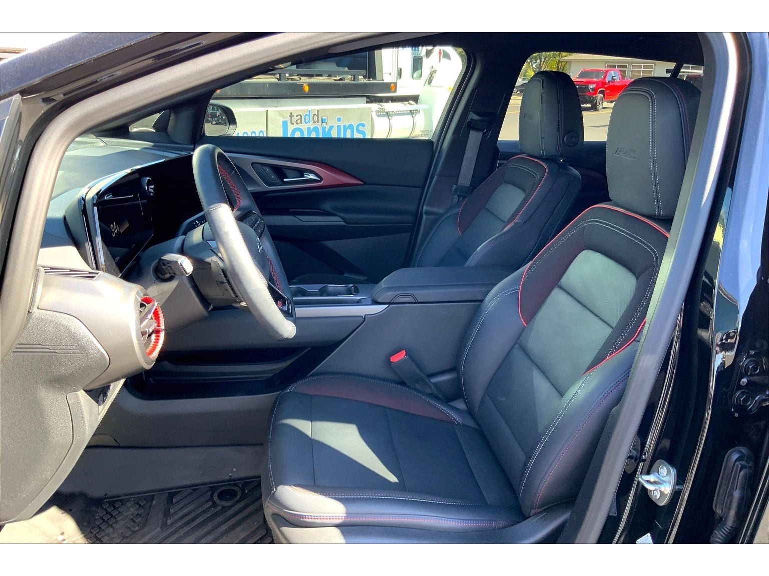 Used 2026 Chevrolet Equinox EV RS FWD image 26