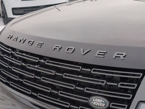 New 2026 Land Rover Range Rover SE image 12