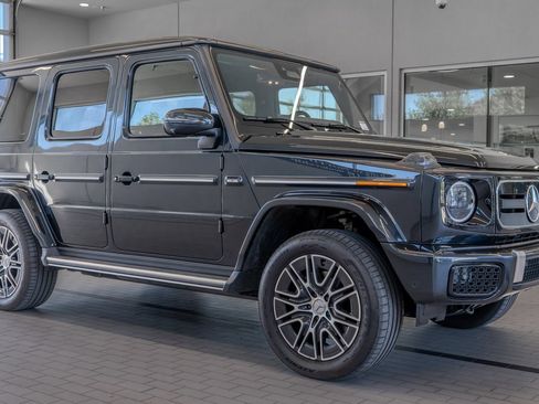 Used 2025 Mercedes-Benz G 580 w/ EQ Technology image 12