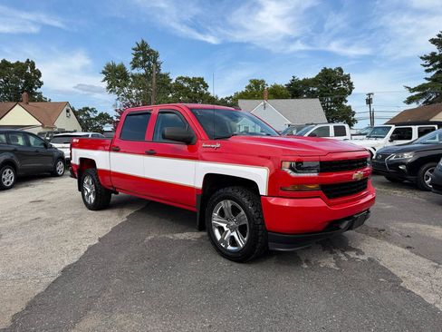 Used 2018 Chevrolet Silverado 1500 Custom w/ Custom Value Package AWD/4WD image 3