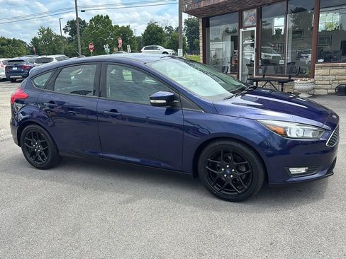 Used 2016 Ford Focus SE w/ Equipment Group 201A FWD image 19
