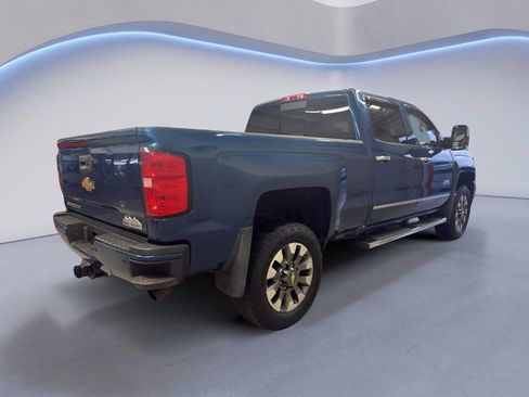 Used 2017 Chevrolet Silverado 2500 High Country AWD/4WD image 8