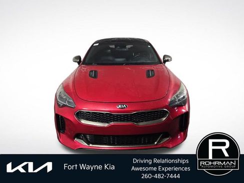 Used 2018 Kia Stinger GT2 AWD/4WD image 3