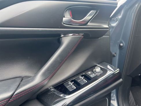 Used 2023 MAZDA CX-9 Carbon Edition image 17