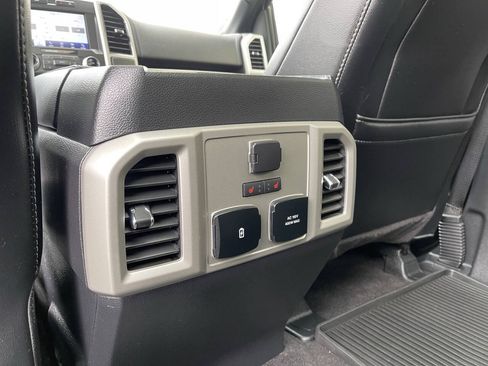 Used 2019 Ford F150 4x4 SuperCrew image 23