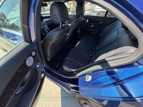 Used 2021 Mercedes-Benz C 300 Sedan image 10