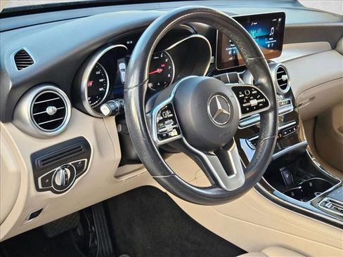 Used 2021 Mercedes-Benz GLC 300 image 9