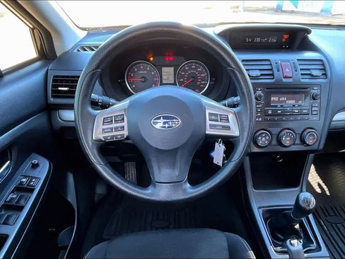 Used 2014 Subaru Crosstrek 2.0i Premium image 5