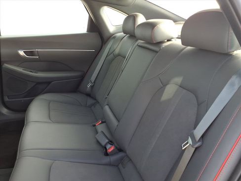 Used 2023 Hyundai Sonata SEL Plus image 17