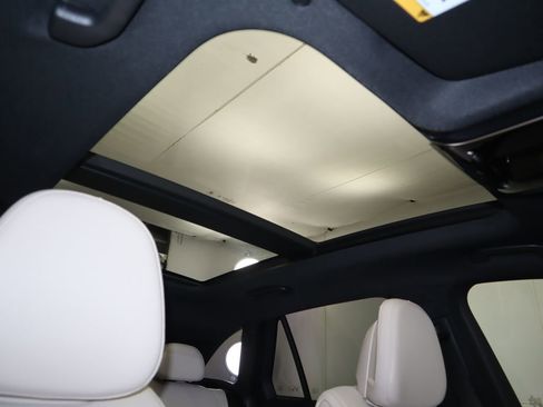 New 2026 Mercedes-Benz GLC 300 image 20