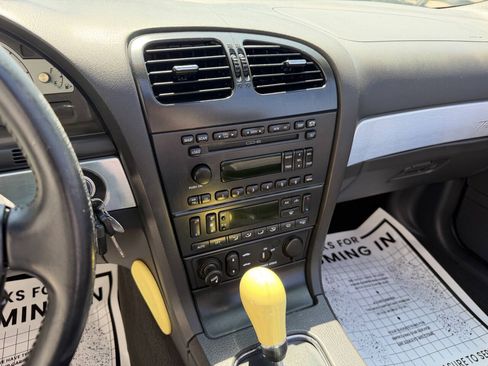Used 2002 Ford Thunderbird RWD image 13