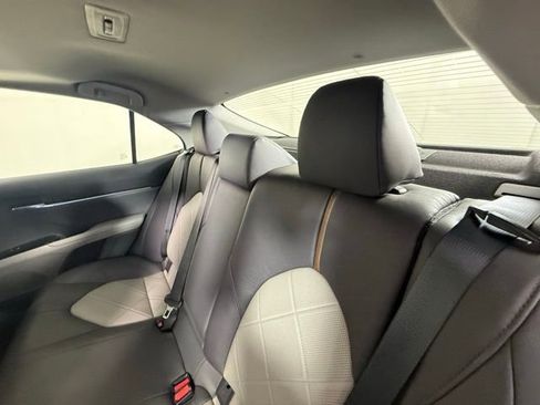 Used 2019 Toyota Camry XLE w/ Driver Assist Package FWD image 26