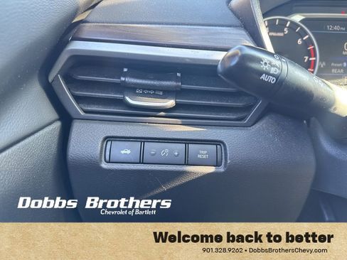 Used 2024 Nissan Altima 2.5 SV image 18