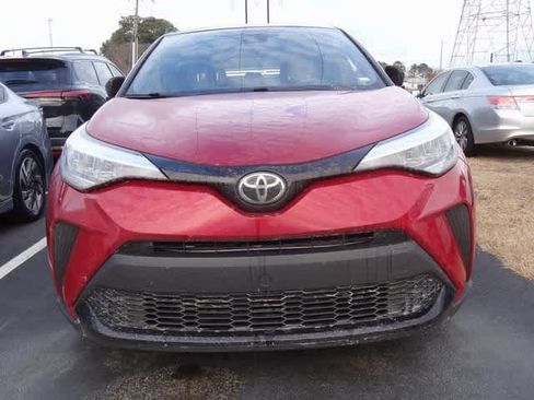 Used 2021 Toyota C-HR image 2