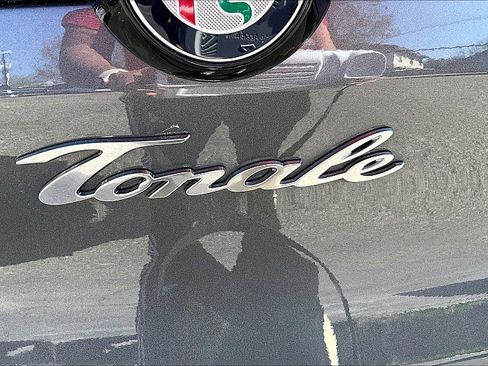 Used 2024 Alfa Romeo Tonale Ti image 60