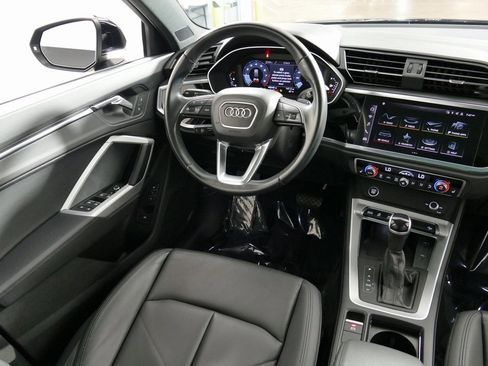 Used 2024 Audi Q3 2.0T Premium image 24
