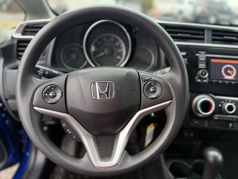 Used 2015 Honda Fit LX image 27