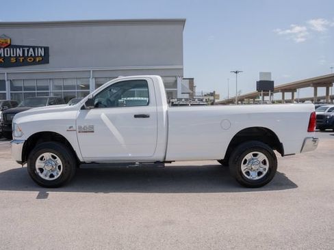 Used 2018 RAM 3500 Tradesman w/ Chrome Appearance Group AWD/4WD image 14