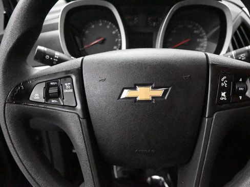 Used 2015 Chevrolet Equinox LS FWD image 16