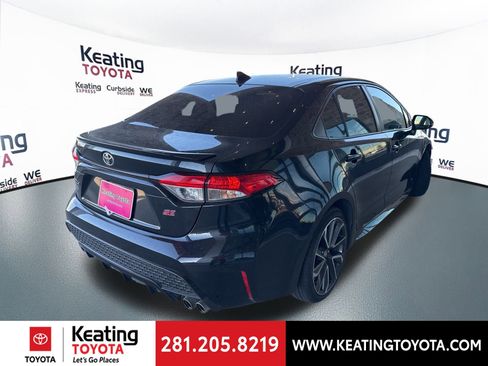 Used 2022 Toyota Corolla SE image 3
