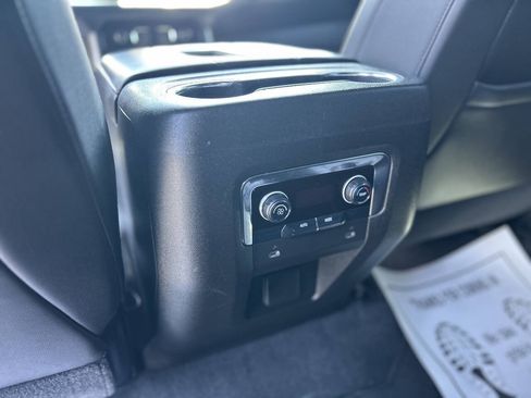 Used 2021 Chevrolet Tahoe Z71 AWD/4WD image 18