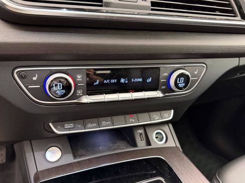 Certified 2022 Audi Q5 2.0T Premium AWD/4WD image 30