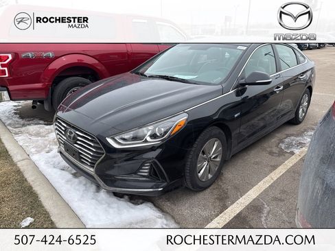 Used 2019 Hyundai Sonata SE image 1