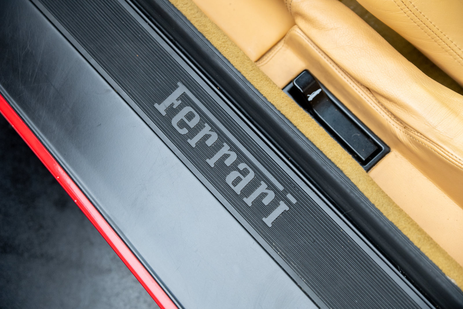 Used 1995 Ferrari F355 Berlinetta RWD image 16