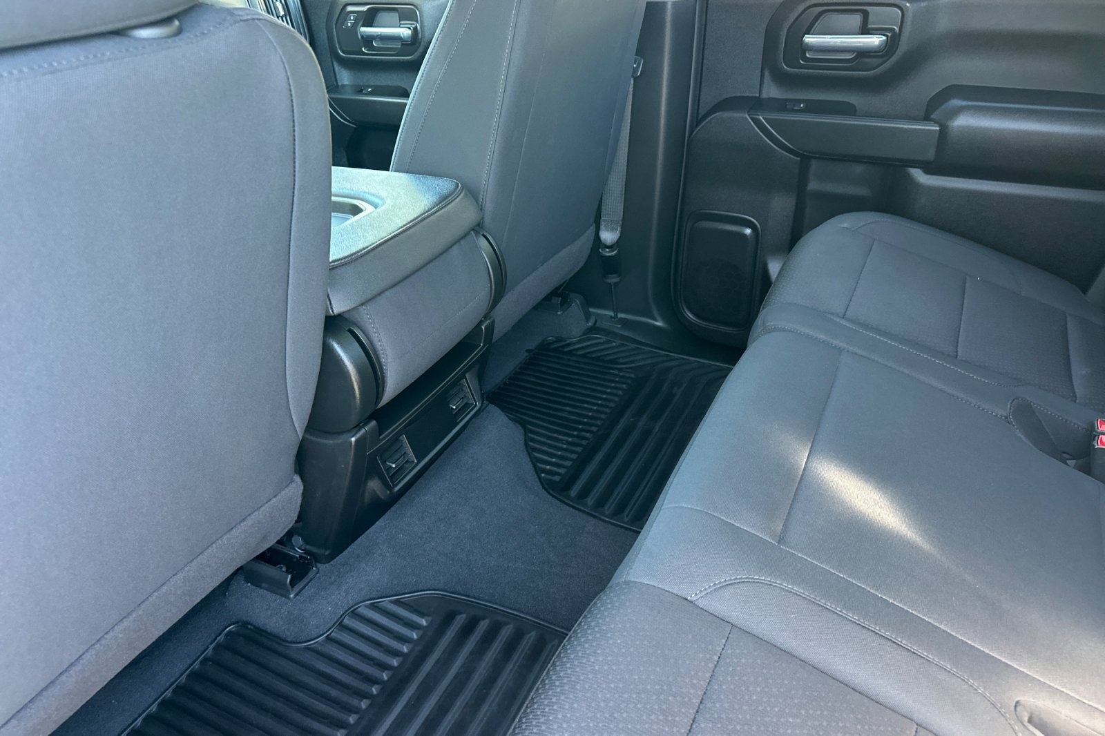 Used 2025 Chevrolet Silverado 2500 Custom w/ Z71 Off-Road Package AWD/4WD image 12