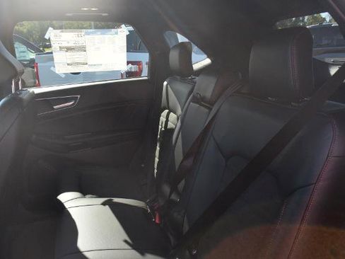 Certified 2024 Ford Edge ST-Line AWD/4WD image 14