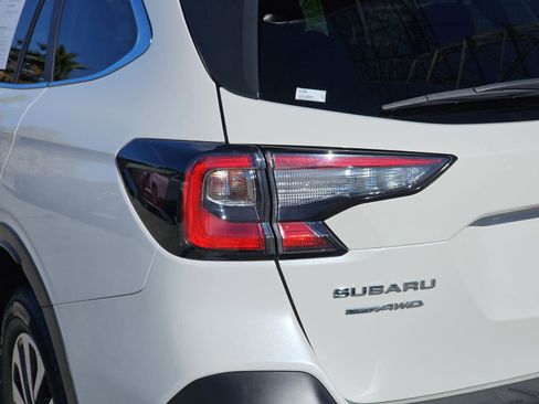 Used 2020 Subaru Outback Premium image 35