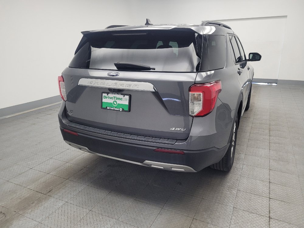 Used 2022 Ford Explorer XLT w/ Equipment Group 202A AWD/4WD image 7