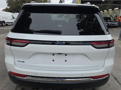 Used 2022 Jeep Grand Cherokee Limited 4xe AWD/4WD image 5