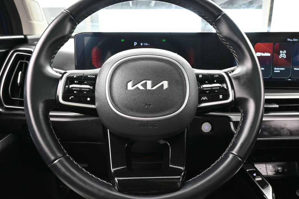Used 2025 Kia Sorento S w/ Panoramic Sunroof Package FWD image 29