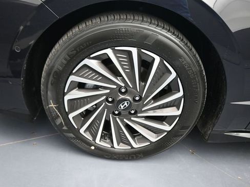 New 2026 Hyundai Sonata Limited FWD image 22