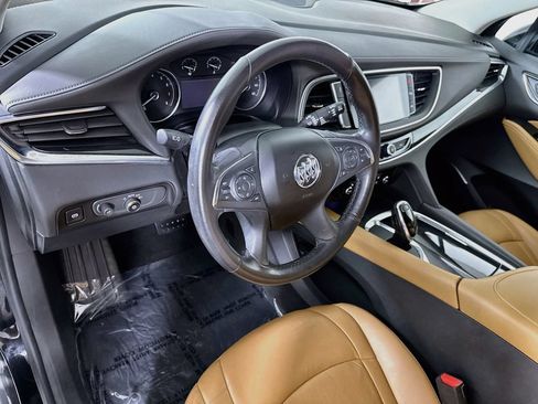 Used 2018 Buick Enclave Premium AWD/4WD image 20