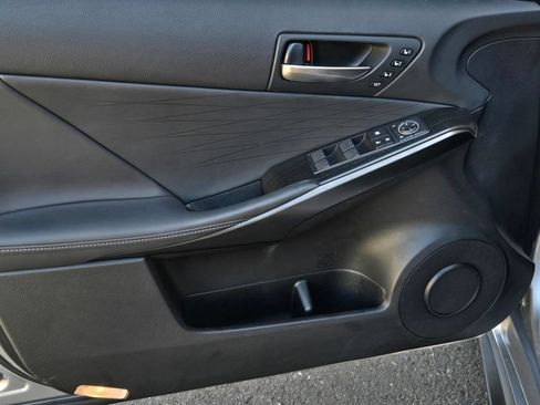 Used 2022 Lexus IS 300 AWD w/ Premium Package image 11