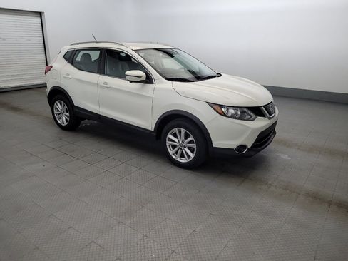 Used 2019 Nissan Rogue Sport SV w/ Technology Package AWD/4WD image 11