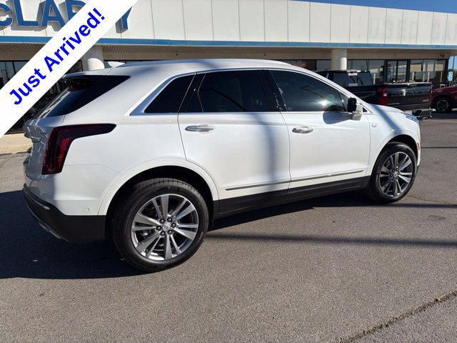 Used 2026 Cadillac XT5 Premium Luxury w/ LPO, Floor Liner Package FWD image 4