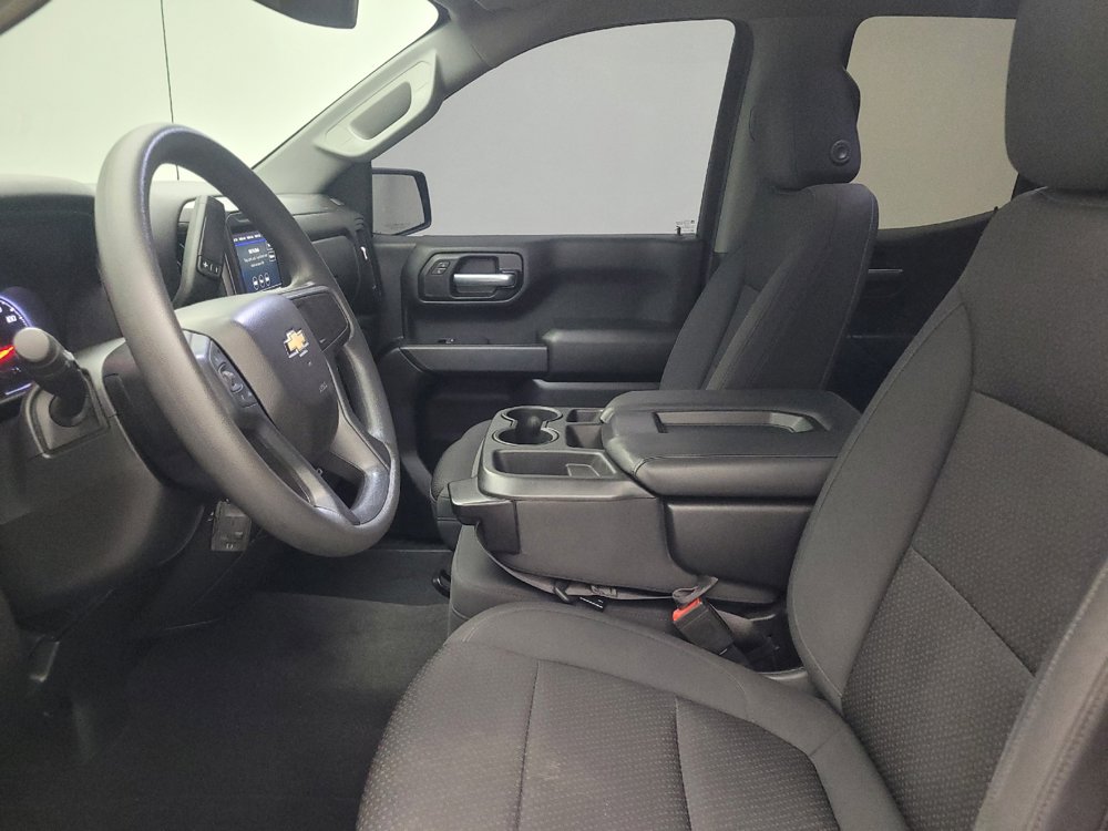 Used 2020 Chevrolet Silverado 1500 Custom w/ Custom Value Package RWD image 17
