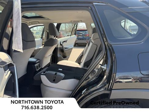 Used 2023 Toyota RAV4 XLE w/ Convenience Package image 17