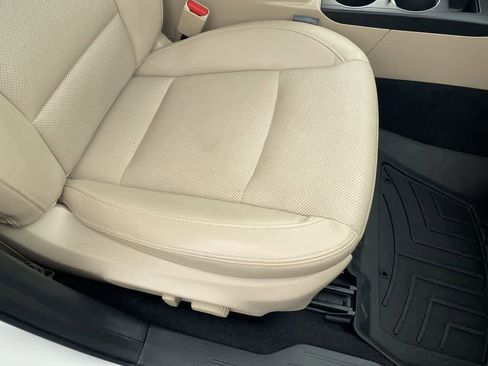 Used 2015 Subaru Outback 2.5i Limited image 24