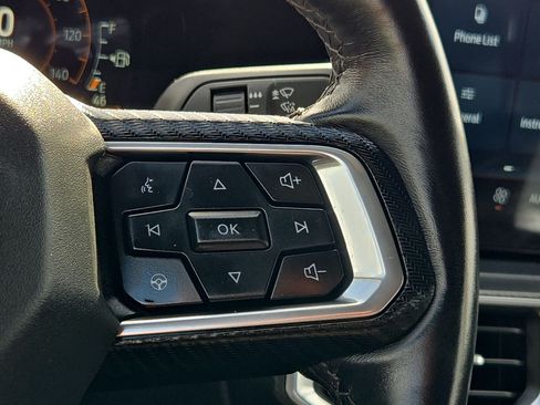Used 2025 Ford Mustang Premium RWD image 19