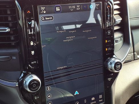 Used 2024 RAM 1500 Laramie image 10