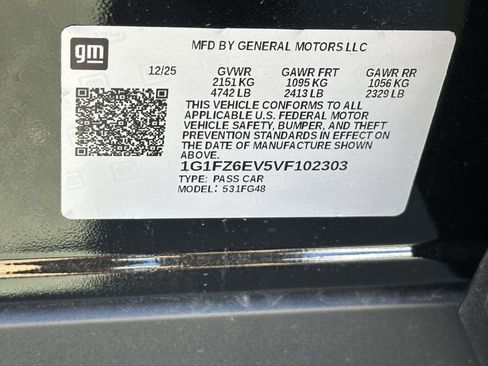 New 2027 Chevrolet Bolt RS w/ Technology Package FWD image 27