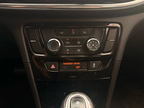 Used 2018 Buick Encore Preferred FWD image 17