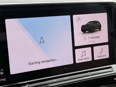 Used 2025 Volkswagen Atlas SE image 18