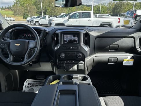 New 2026 Chevrolet Silverado 1500 Custom image 18