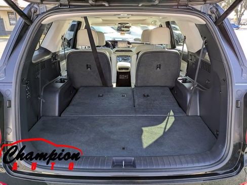 Used 2020 Hyundai Palisade SEL w/ Premium Package image 15